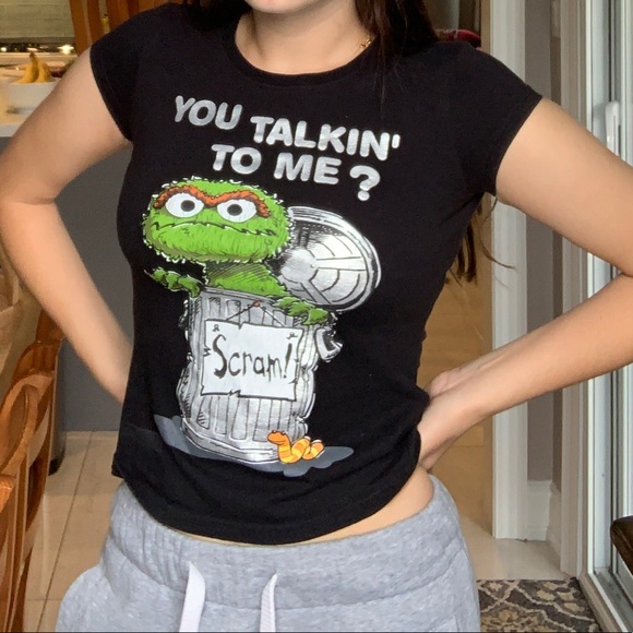 Cute Sesame Street t-shirt🖤 - Picture 1 of 2